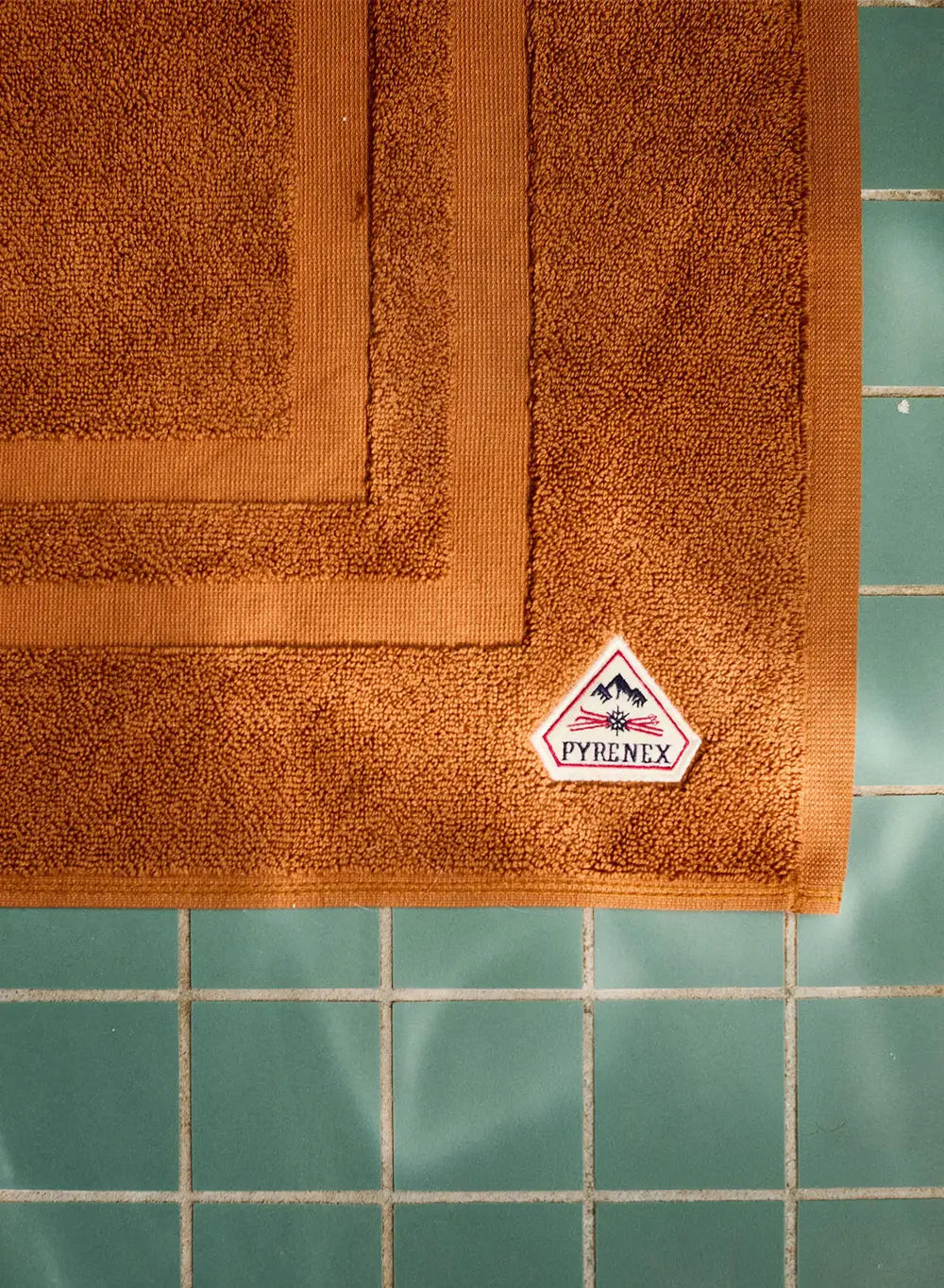 Hana terracotta bath mat-2