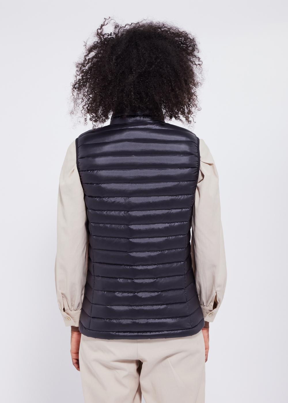 Gilet léger Masha Vest Black-4