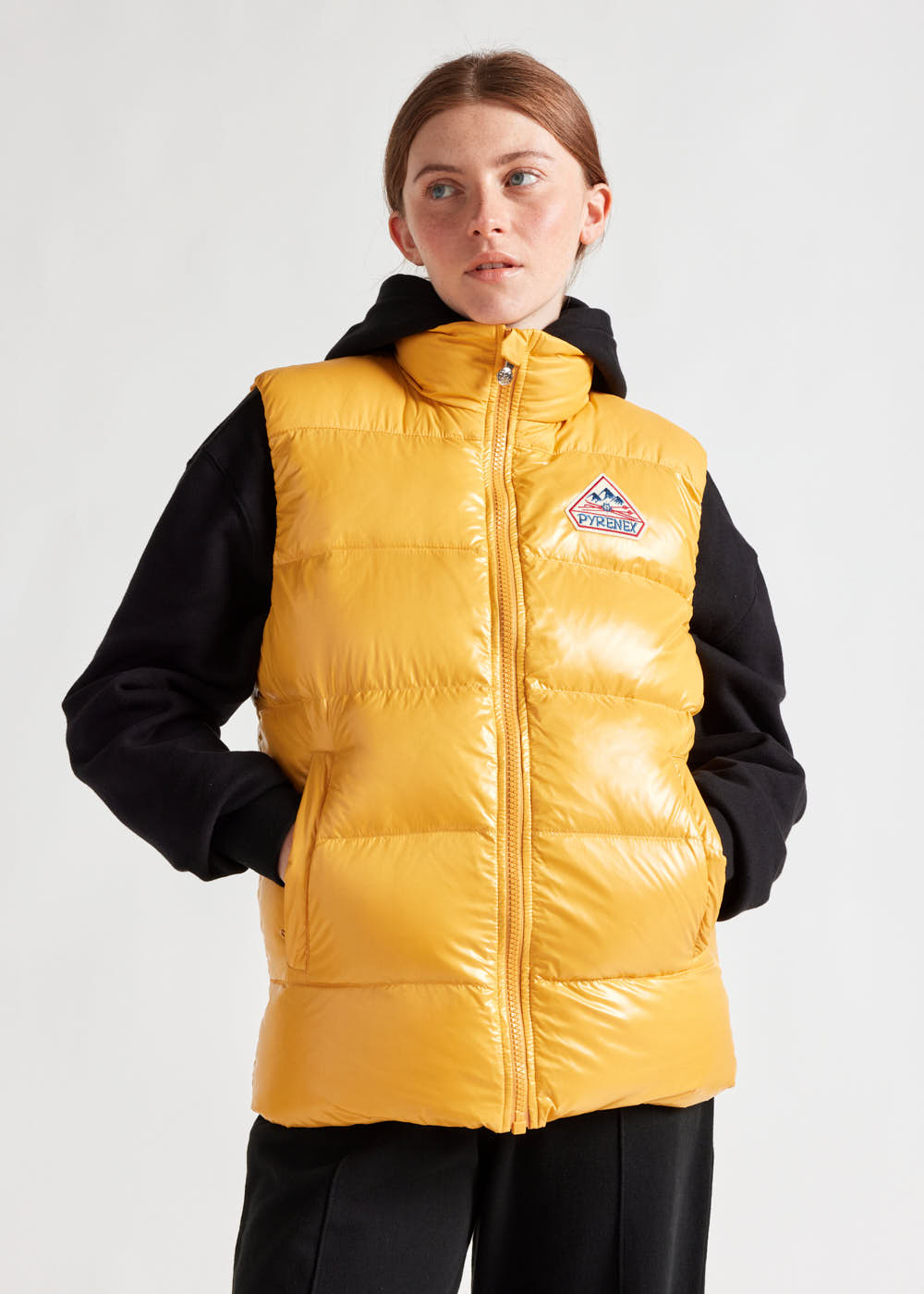 Pyrenex John unisex sleeveless down jacket yolk-5