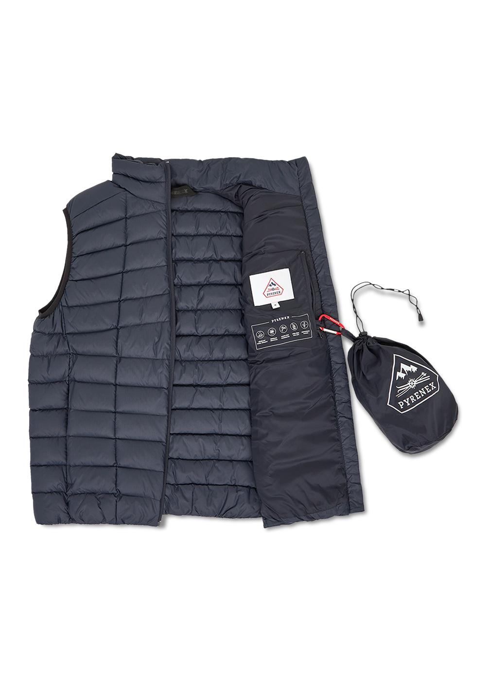 Men's Pyrenex Zenith lighweight and packable down vest deep ink-5