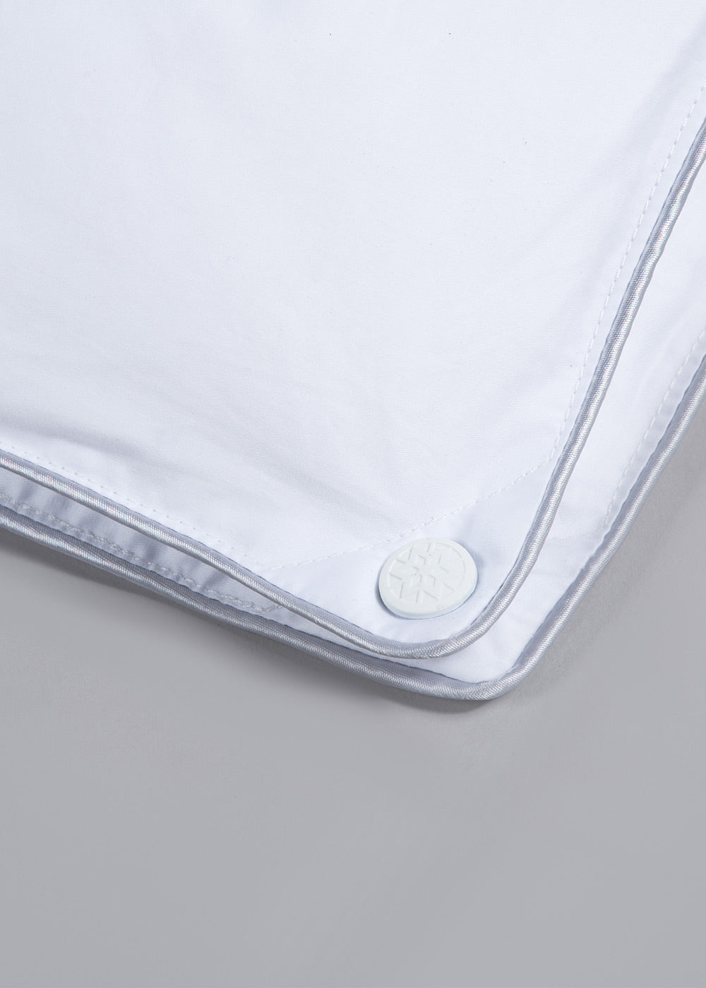 Pack of two Montreal Duo 200 lightweight duvets-3