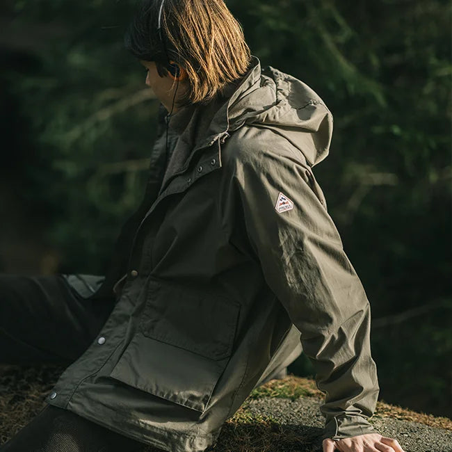 detail parka kaki pyrenex
