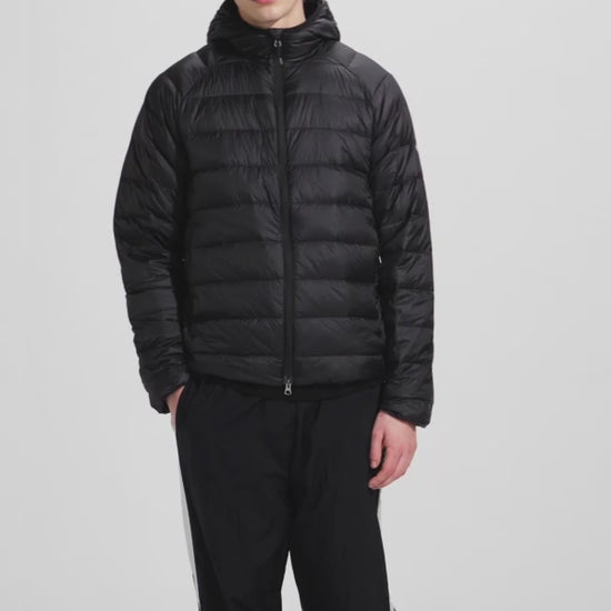 Doudoune légère à capuche Pyrenex Guzet noire