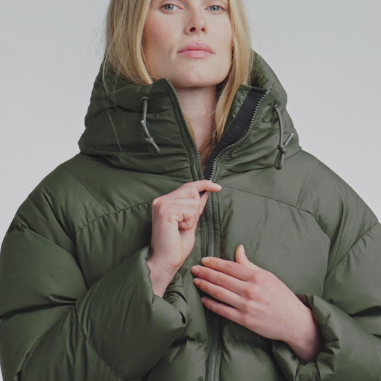 Doudoune hiver à capuche pour femme Pyrenex Aule kaki