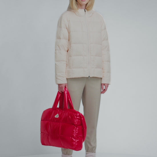 Doudoune légères à capuche pour femme Pyrenex Bassia rose poudré