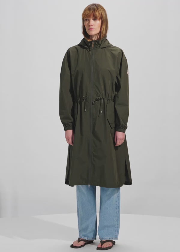 Parka longue imperméable femme à capuche Pyrenex Gemme verte kaki