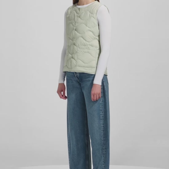 Doudoune ultra-lègère sans manches femme Pyrenex Orite Vest verte pastel