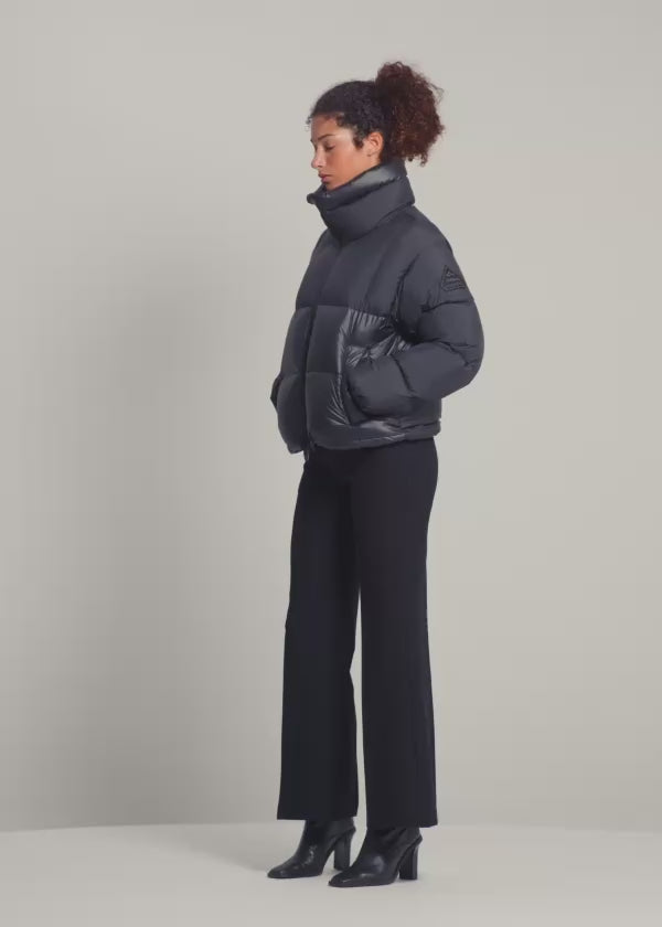 Doudoune courte Pyrenex femme Cezy made in Saint Sever noire-2