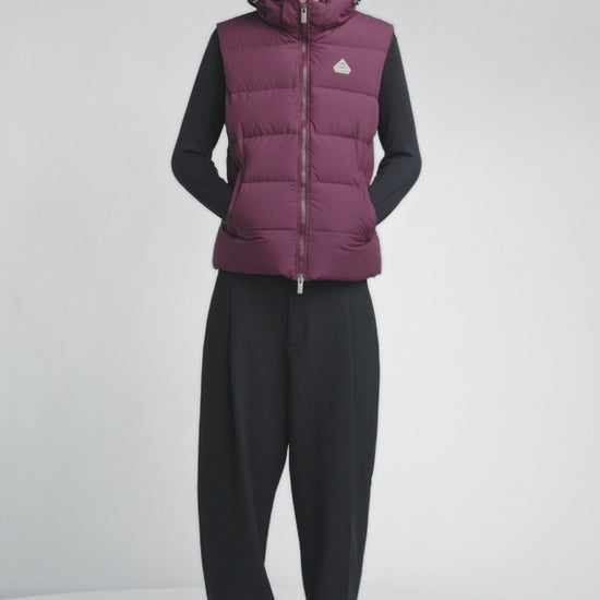 Doudoune sans-manche Pyrenex Spoutnic à capuche amovible bordeaux