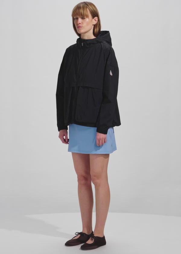 Coupe-vent court femme en tissu recyclé Pyrenex Yoko Black