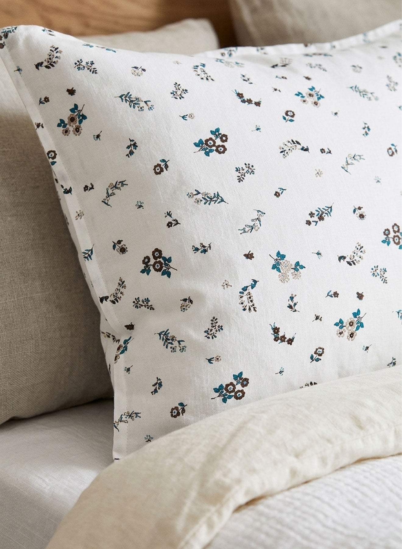 Pillowcases x2 floral patterns in cotton and TENCEL™ Lyocell-1