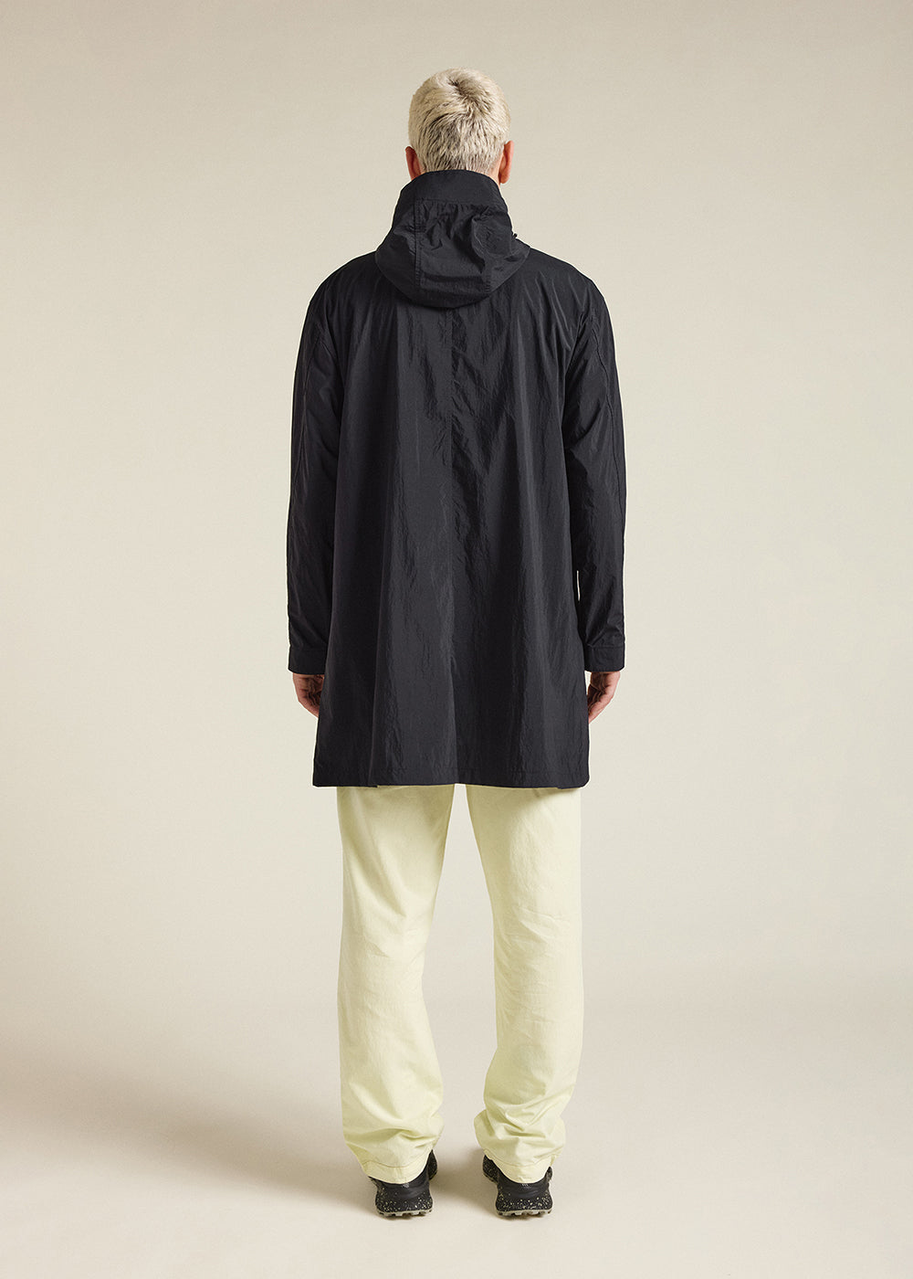 Unisex long windbreaker in 100% recycled fabric Torrent 2 | Pyrenex EN